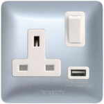 1G 13A Socket with USB Charger - Panasonic - Image 2