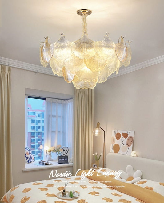4c5d5f2a-b779-4ce1-9fe4-942727f13095_ba95567d-be99-4cde-9c6c-3584e5963b5d Luxury French Style Shell Shape Glass Chandelier - Image 1